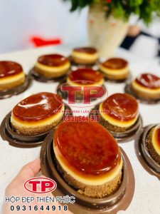 Hộp F71 đựng bánh gato fan - Hộp F71 đựng bánh gato vừa khuôn D04 - Hộp F71 đựng bánh flan chesse  