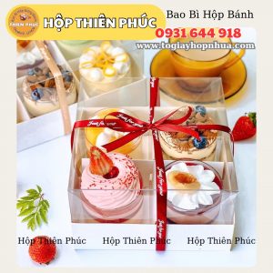 Hộp 4 ngăn đựng 4 ly mousse tròn – ly mousse vuông – Hộp 4 ngăn nắp mica trong suốt đựng bánh mix vị